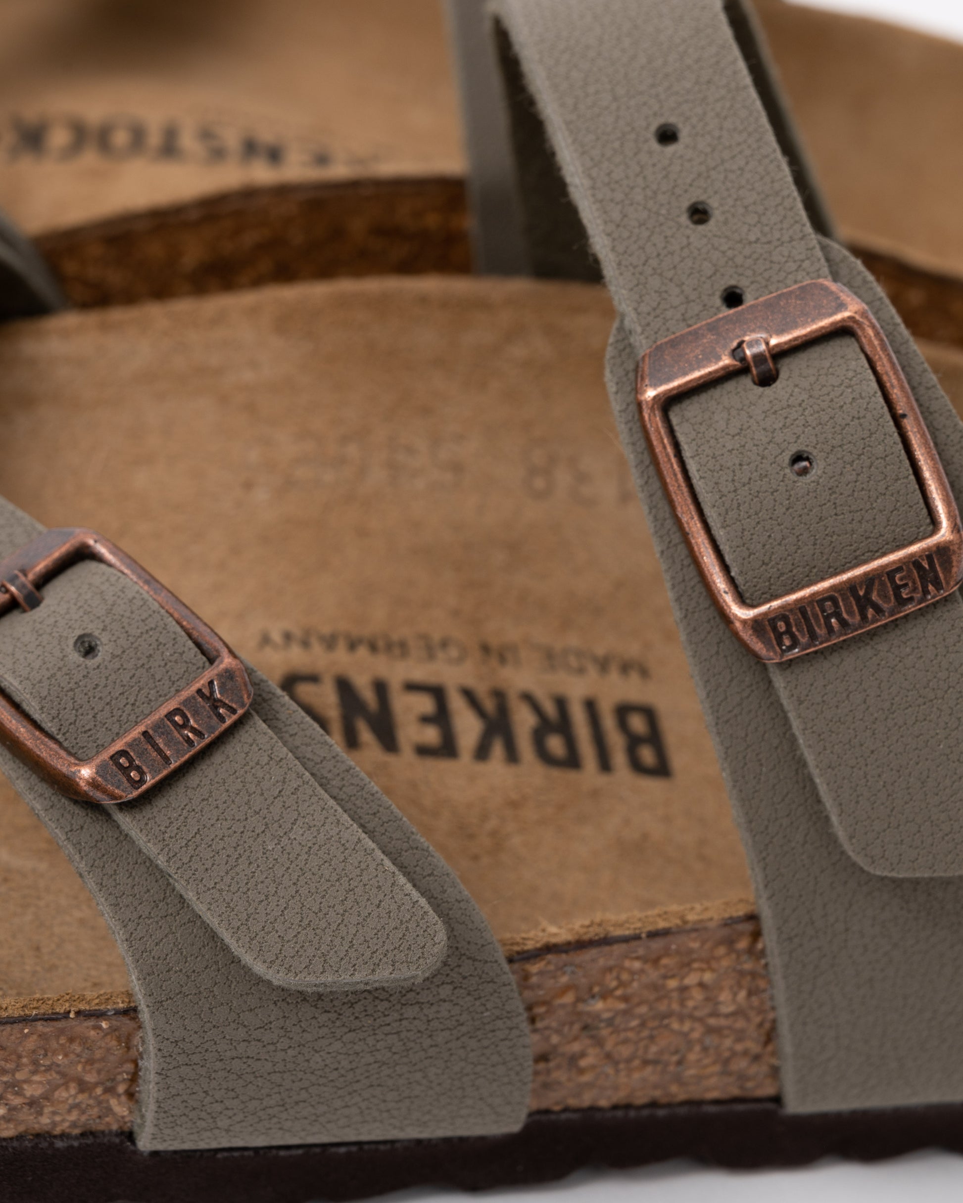buckle details of Birkenstock Mayari Birko Flor Womens Sandals in Stone