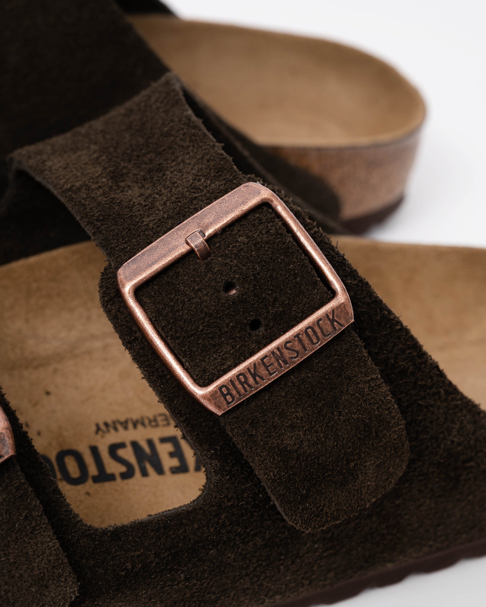 Birkenstock Arizona Suede Leather Womens Sandals - Mocha buckle