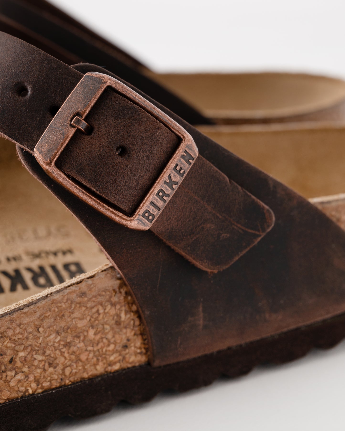 Birkenstock Gizeh Natural Oiled Leather Womens Sandals - Habana