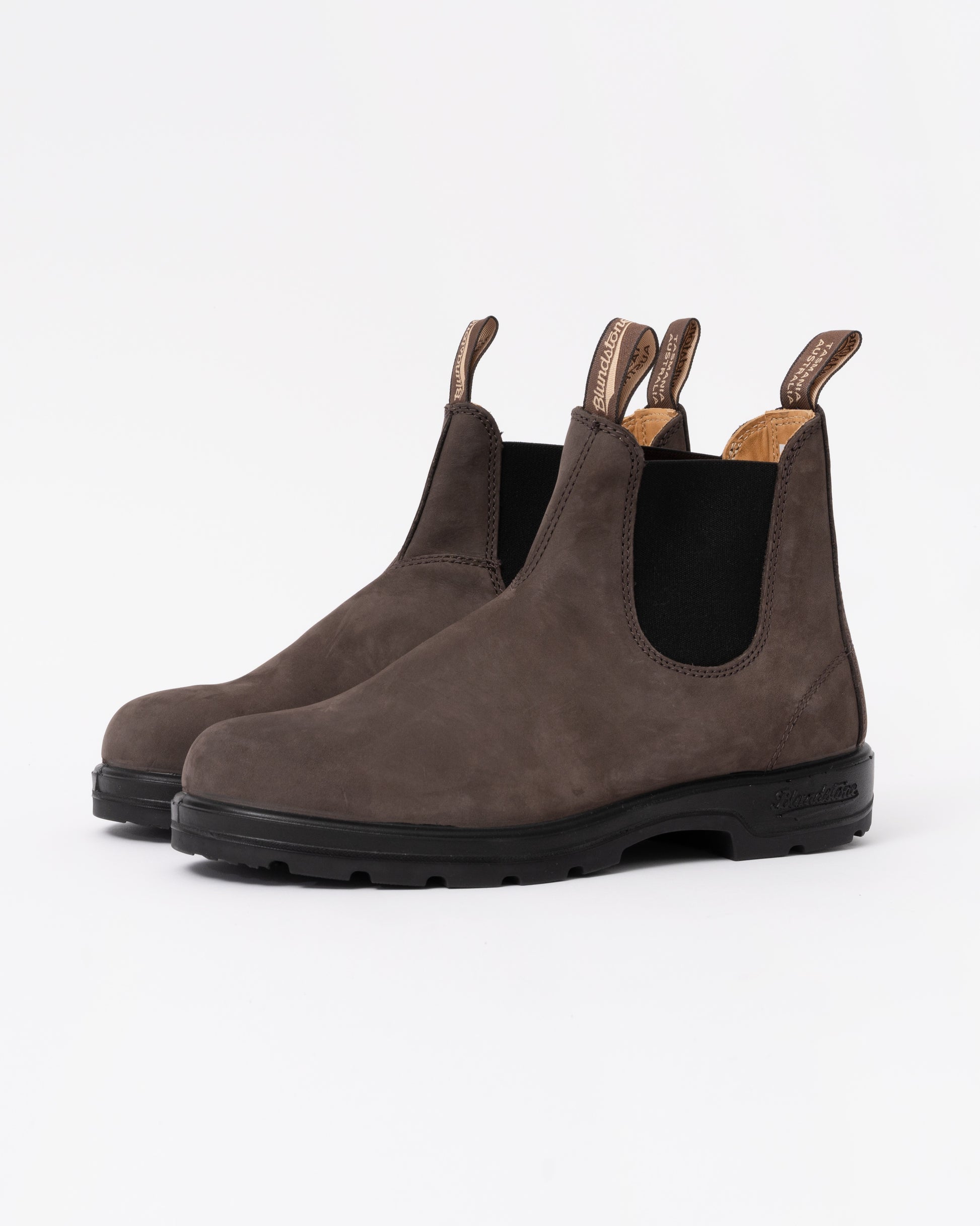 Blundstone 2345 Classic Unisex Boot in Brown Nubuck