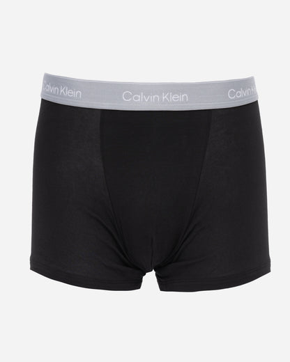 studio shot of Calvin Klein 3 Pack Icon Cotton Stretch Mens Relaxed Fit Trunks in Black with silver waistband