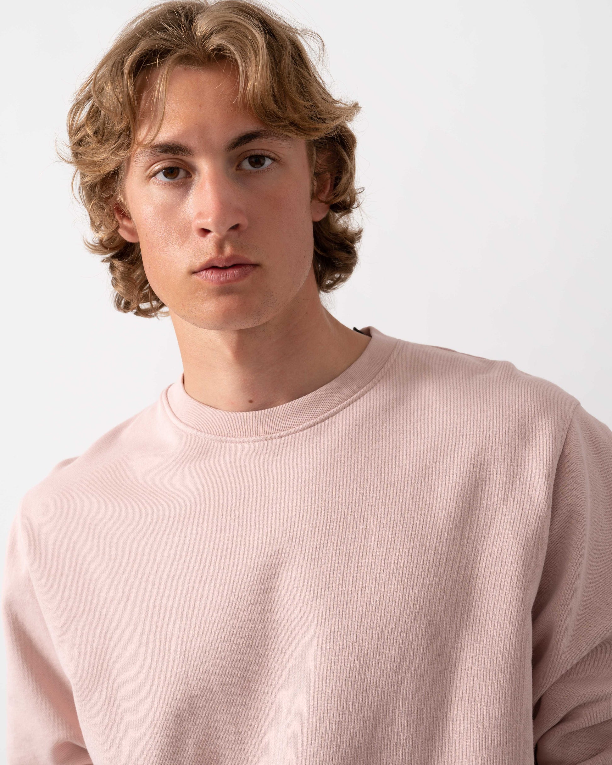 Colorful Standard Mens Classic Organic Crew Neck Sweatshirt - Faded Pink | CHO | Designer Mens Sweatshirts