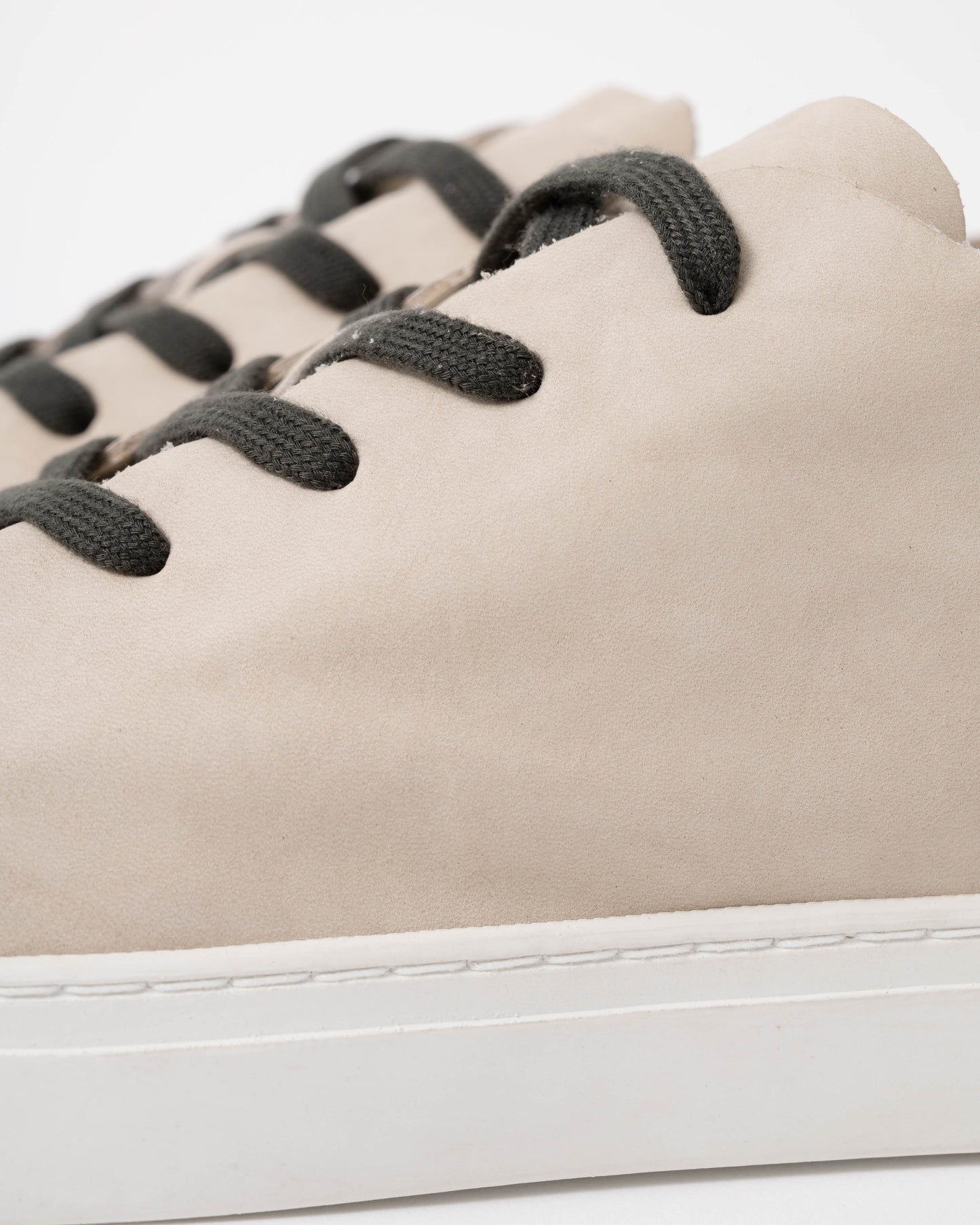 Crime London Raw Lo Mens Trainer in Suede Cream detail