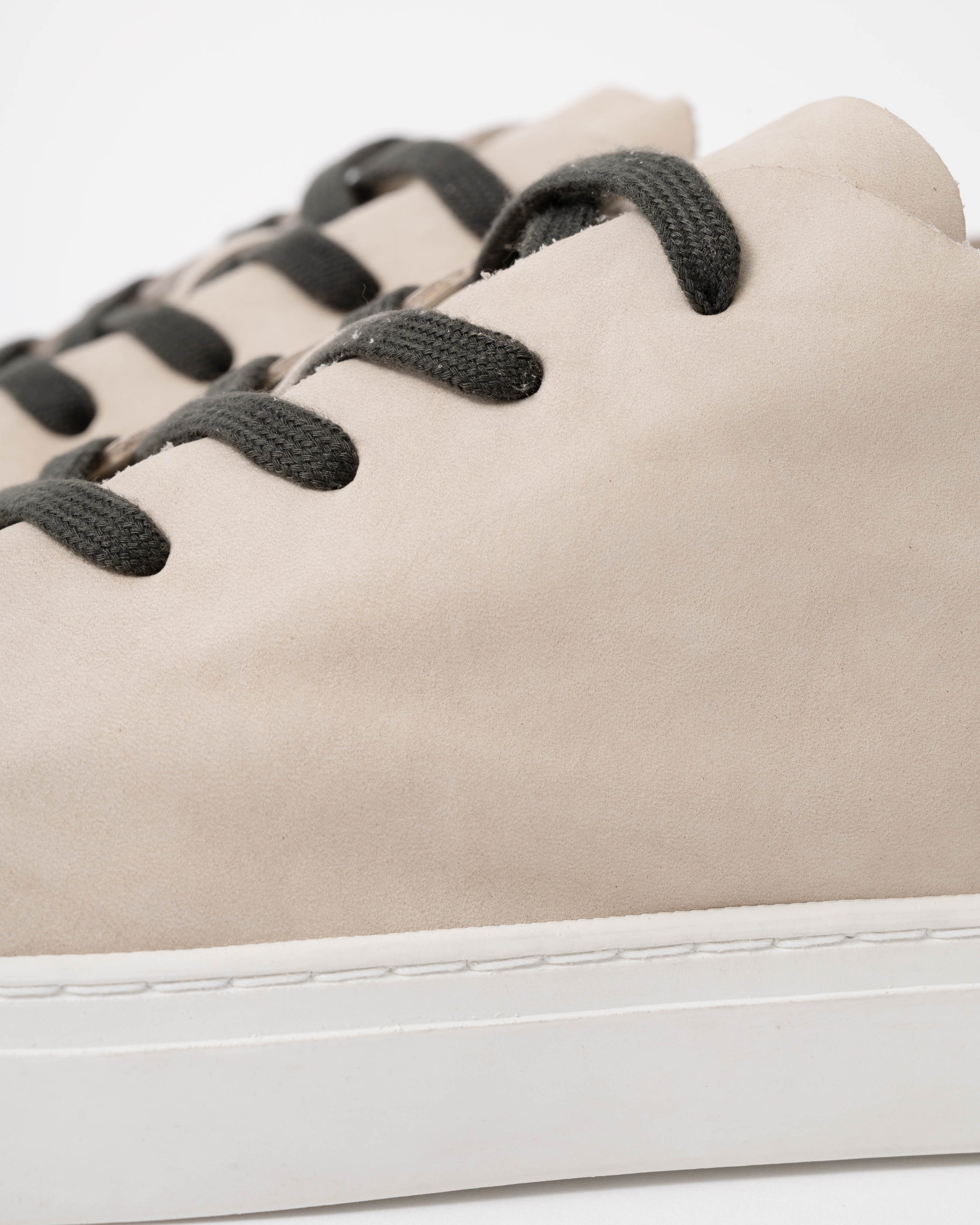 Crime London Raw Lo Mens Trainer in Suede Cream detail