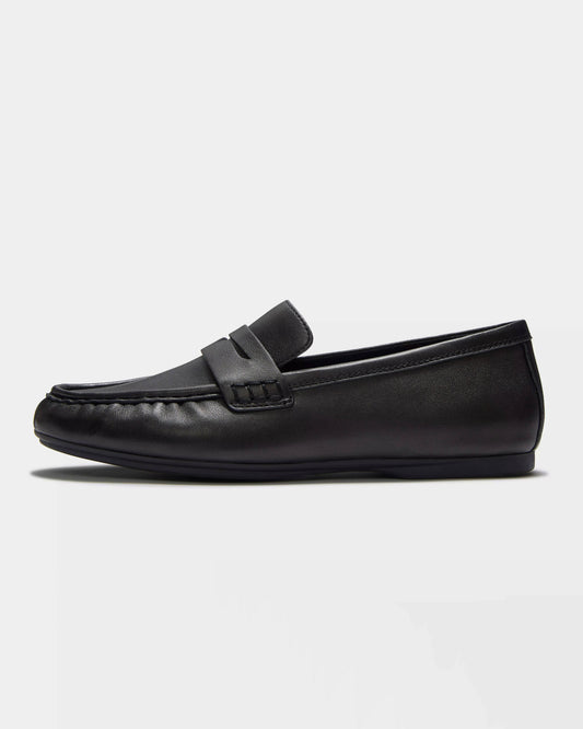 FitFlop Delicato Womens Leather Loafers - All Black 090 | CHO | Designer Womens Loafers