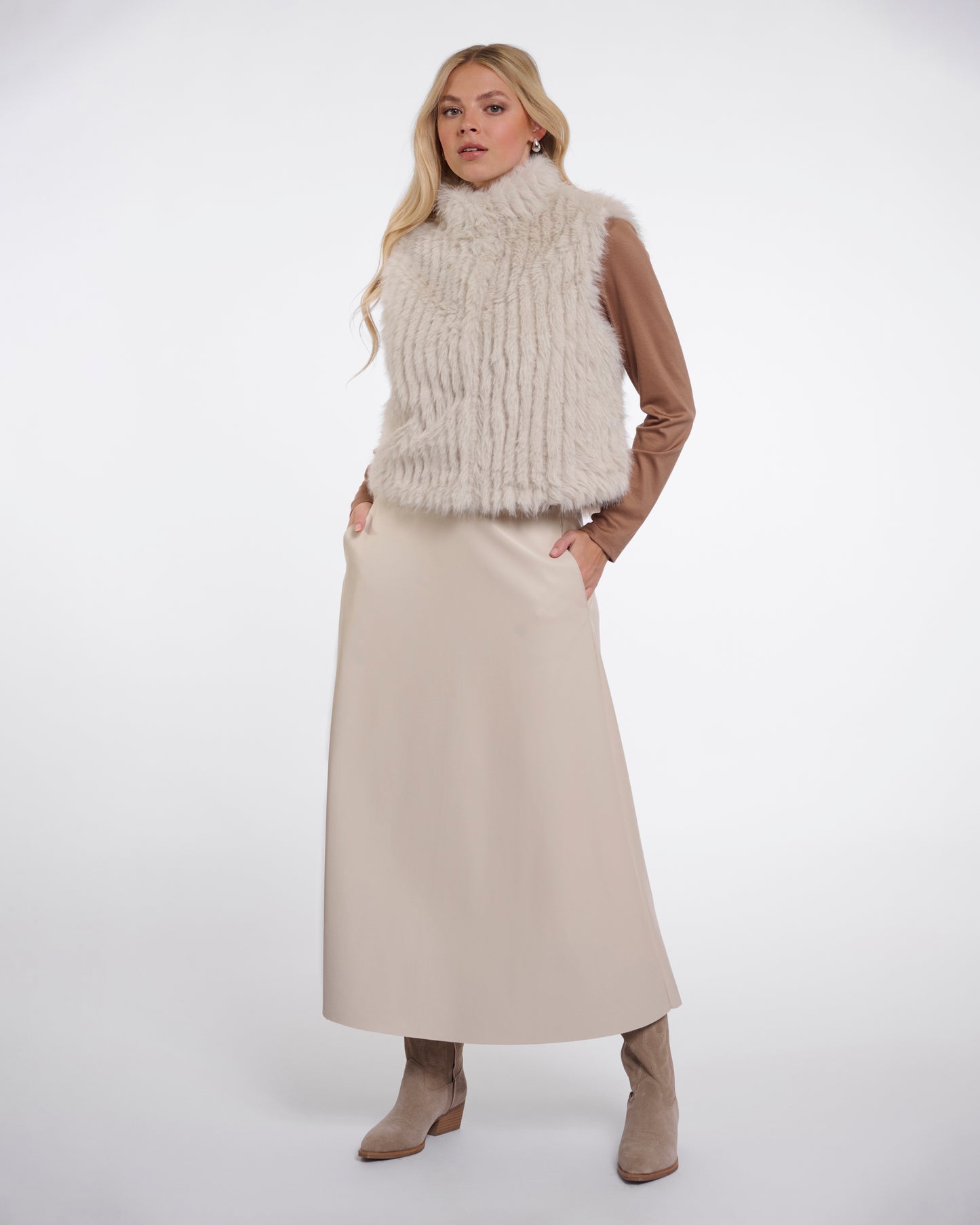 Rino & Pelle Dava Womens Faux Fur Waistcoat With Button Closure - Birch