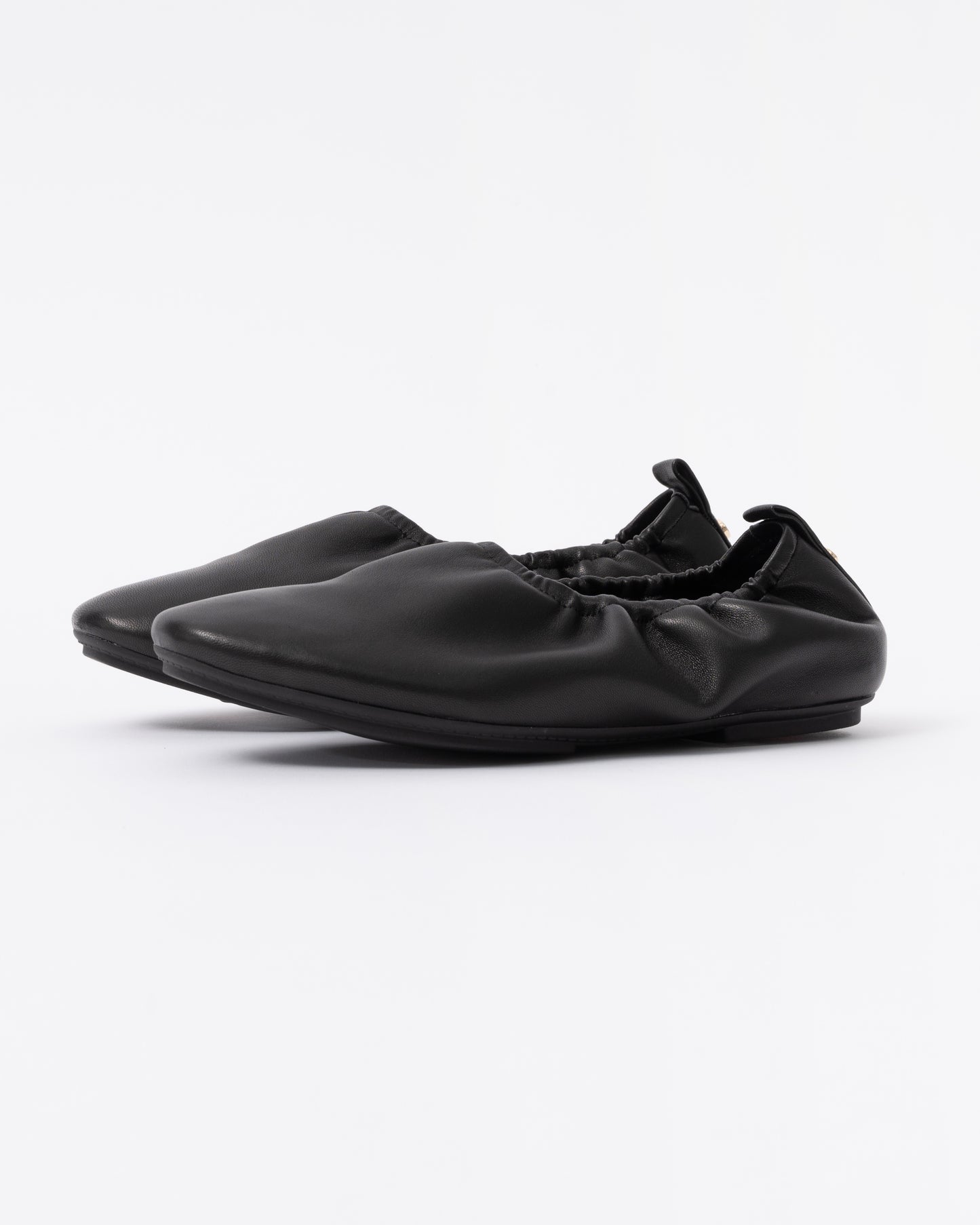 FitFlop Delicato Poise Leather Ballerina Shoes - All Black 090