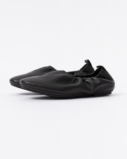 FitFlop Delicato Poise Leather Ballerina Shoes - All Black 090