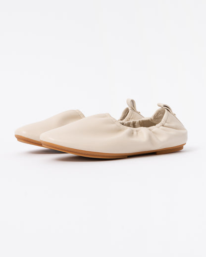 FitFlop Delicato Poise Leather Ballerina Shoes - Hazy Taupe E40