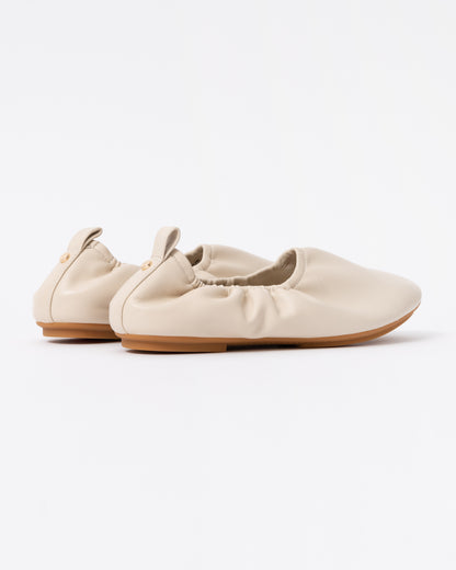 FitFlop Delicato Poise Leather Ballerina Shoes - Hazy Taupe E40