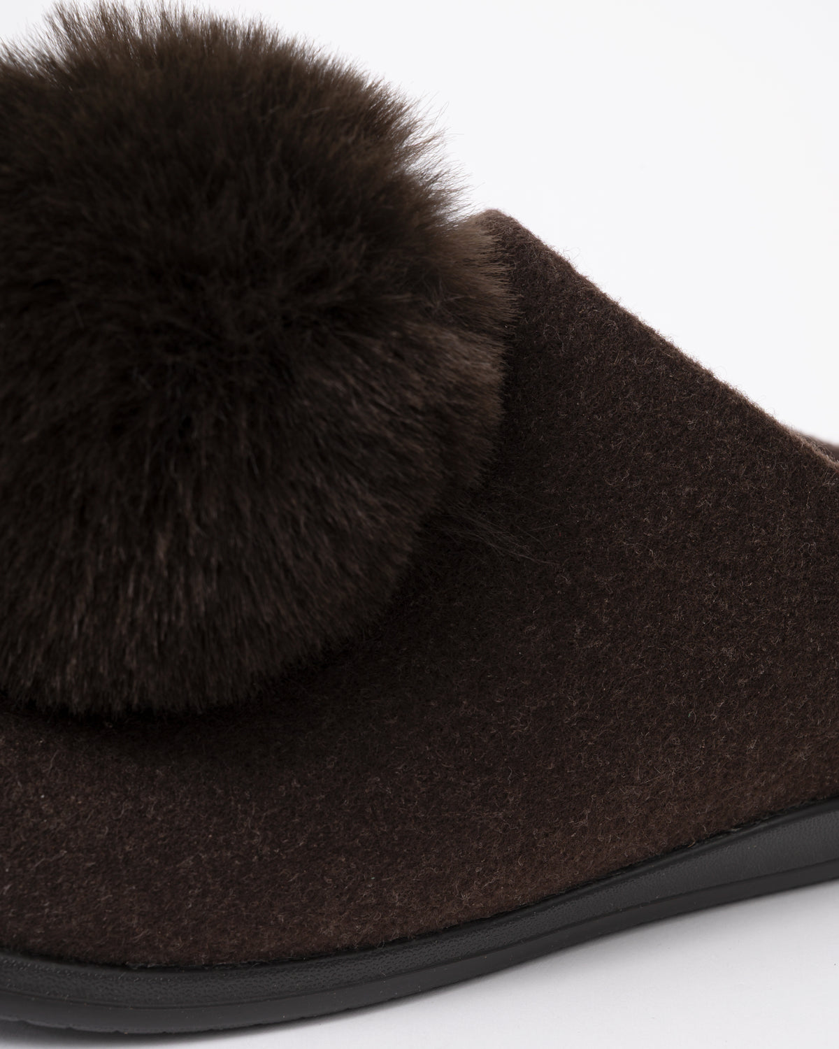 Close up of the FitFlop IQ-Snug Womens Felt Pom Pom Slipper - Chocolate Brown 167