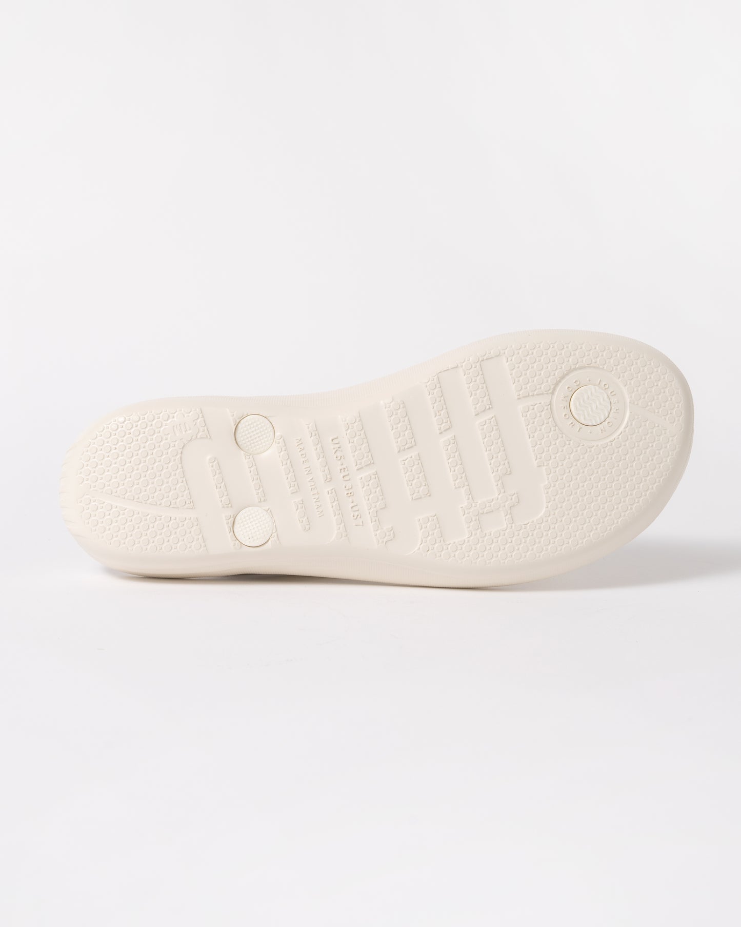 sole of FitFlop Womens IQUSHION Glossy-Button Flip-Flops in Cream 477