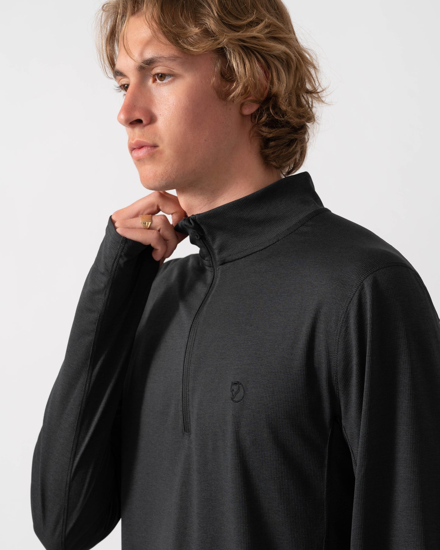 Fjallraven Abisko Day Hike Half Zip Mens Long Sleeve Top - Black 550 | CHO | Designer Mens Long Sleeve T - Shirts & Tops