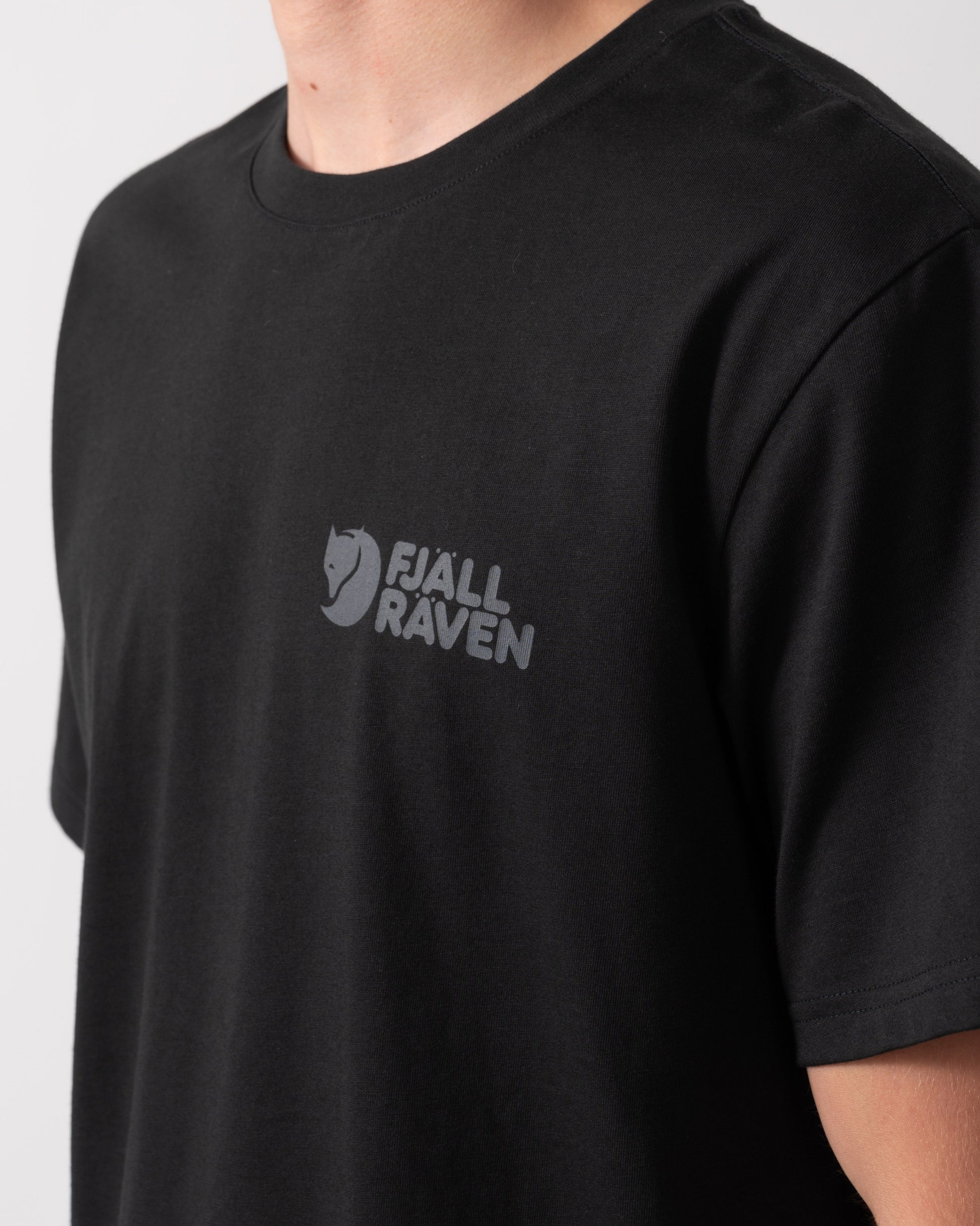 Fjallraven Heavy Classic Mens T-Shirt - Black 550