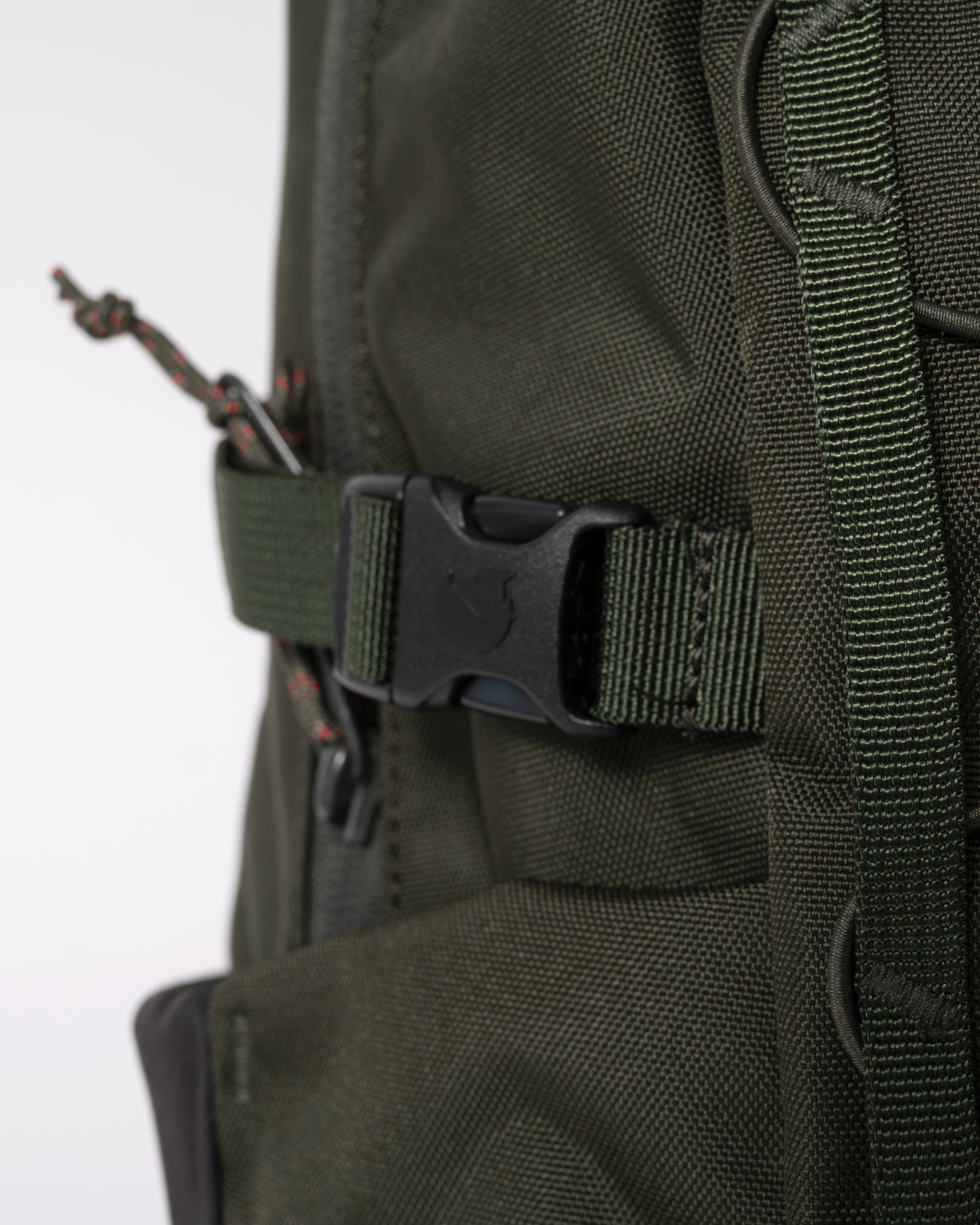 buckle detail of Fjallraven Skule 24L Unisex Backpack in Deep Forest 662