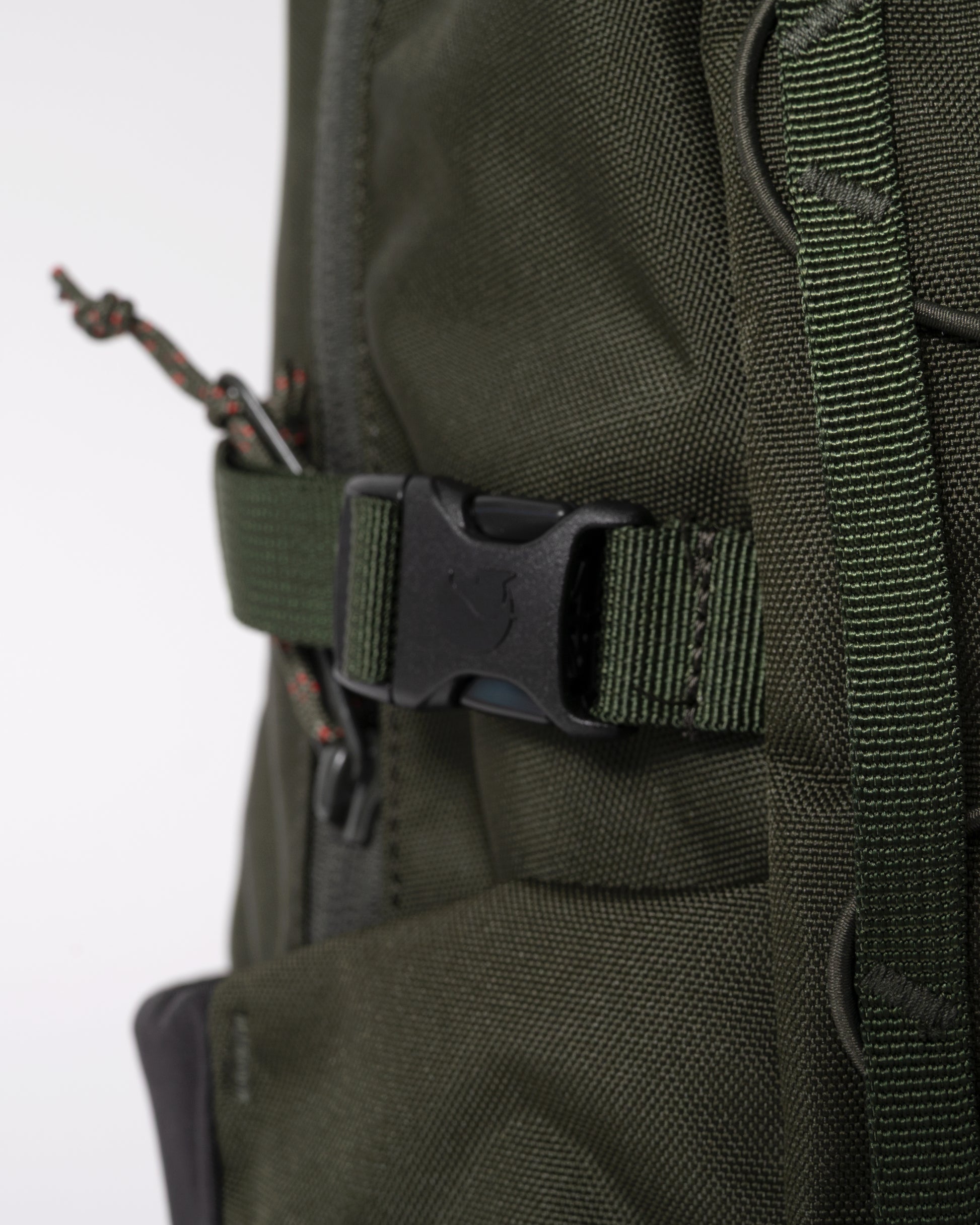 buckle detail of Fjallraven Skule 24L Unisex Backpack in Deep Forest 662