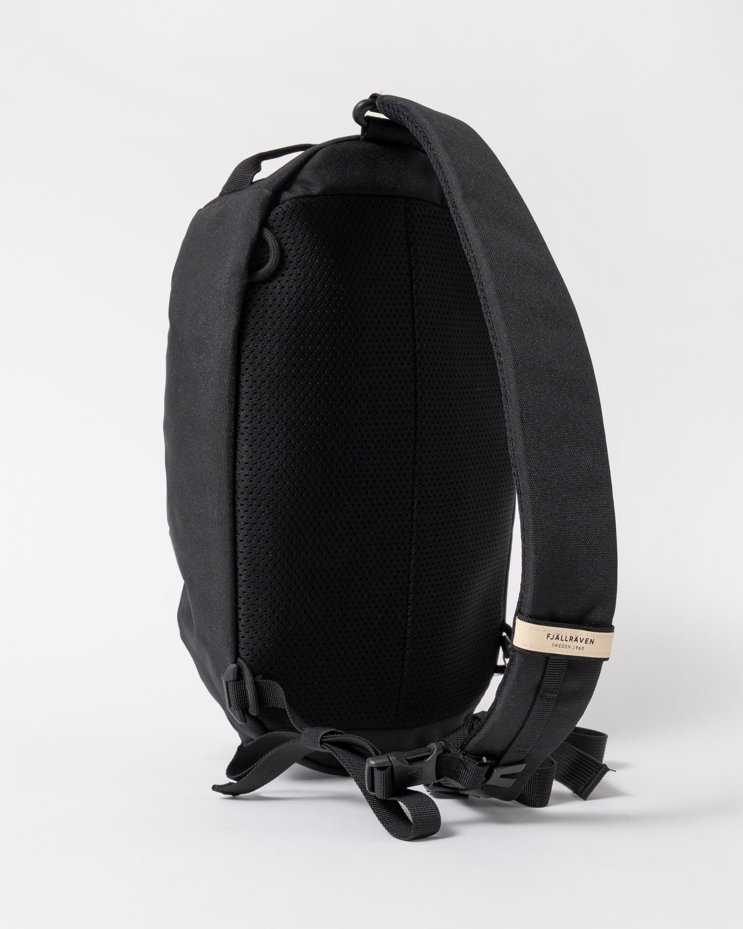 back of a Fjallraven Skule 6L Unisex Sling Bag in Black 550
