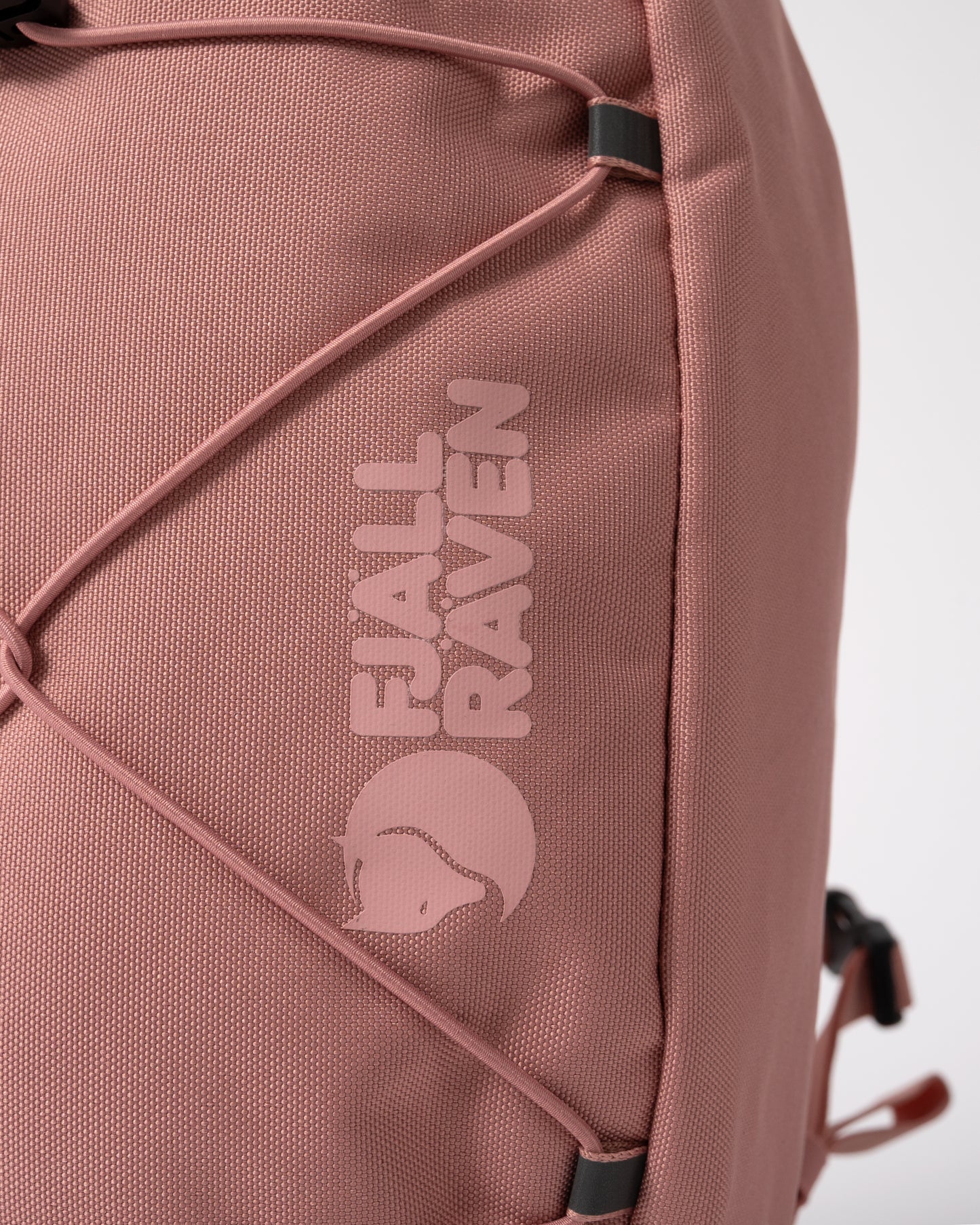 logo detail of Fjallraven Skule 6L Unisex Sling Bag in Dusty Rose 300