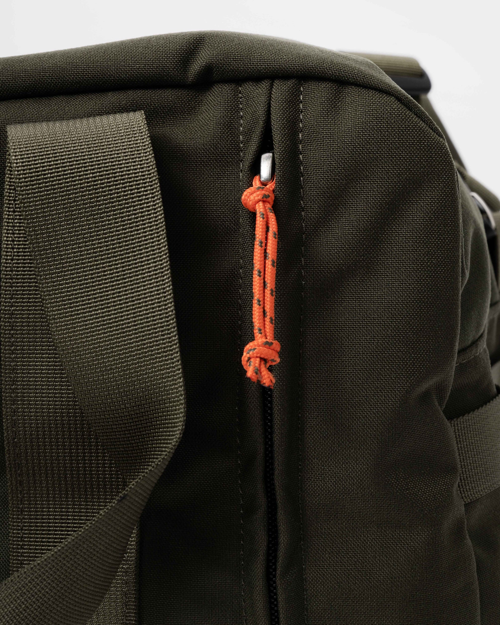 Fjallraven Vardag 33L Unisex Duffel Bag in Deep Forest 662