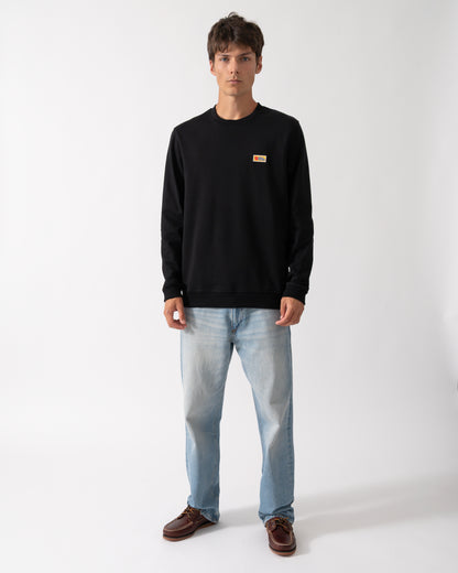 full length of a Model wearing a Fjallraven Vardag Mens Sweater in Black 550