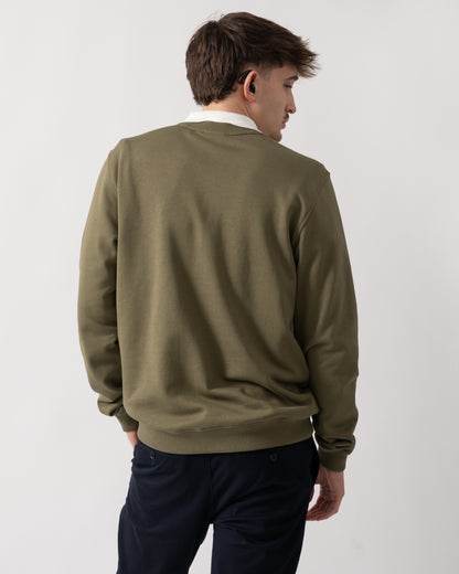 back shot of a model wearing Fjallraven Vardag Mens Sweater in Green 620