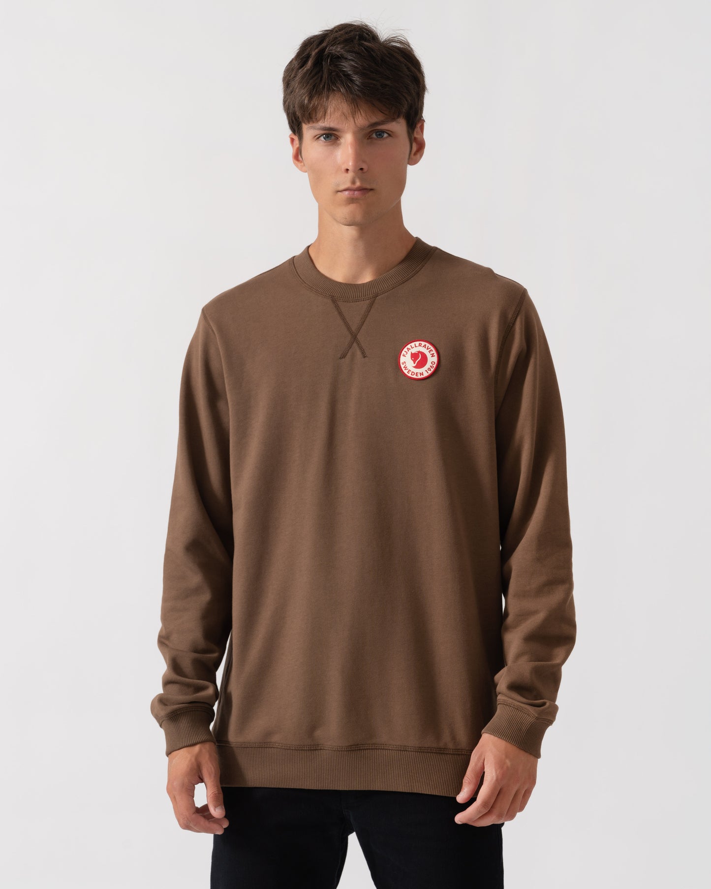 Fjallraven 1960 Logo Badge Mens Sweatshirt - Dark Oak 299 | CHO | Designer Mens Sweatshirts