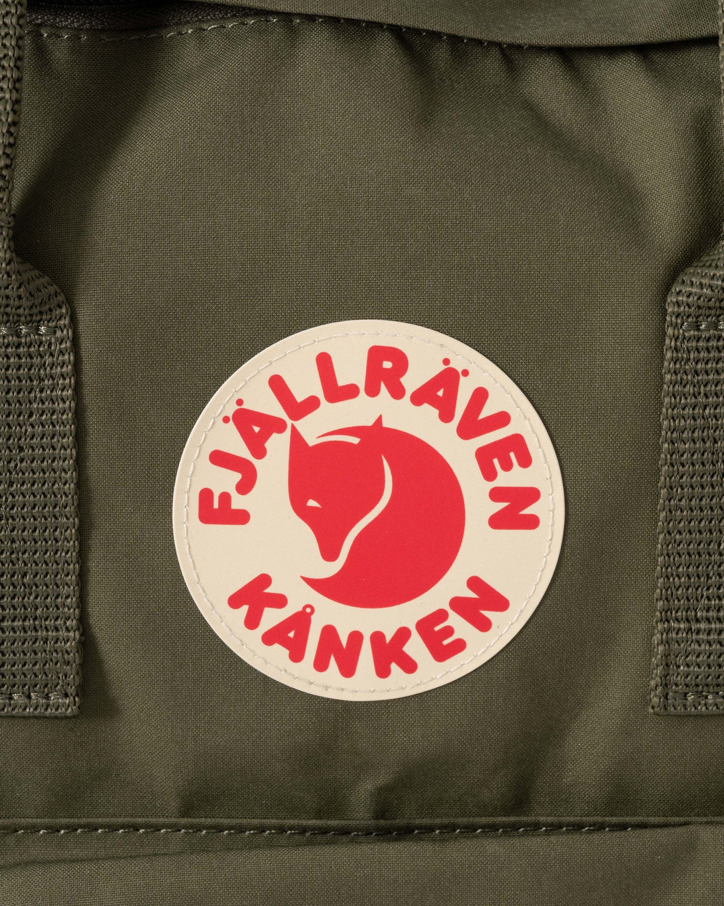 Fjallraven Kanken Classic Unisex Backpack - Green 620
