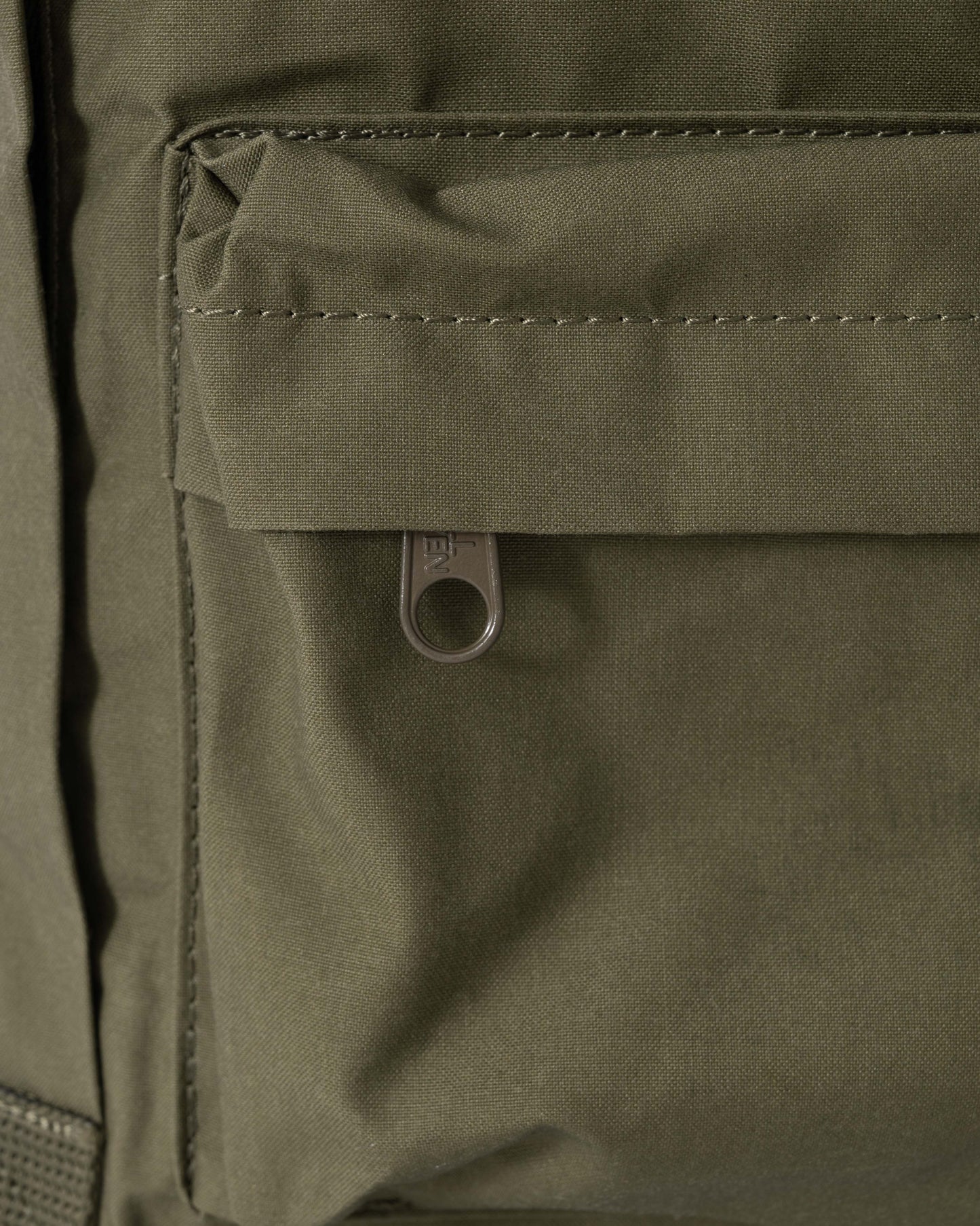 Fjallraven Kanken Classic Unisex Backpack - Green 620