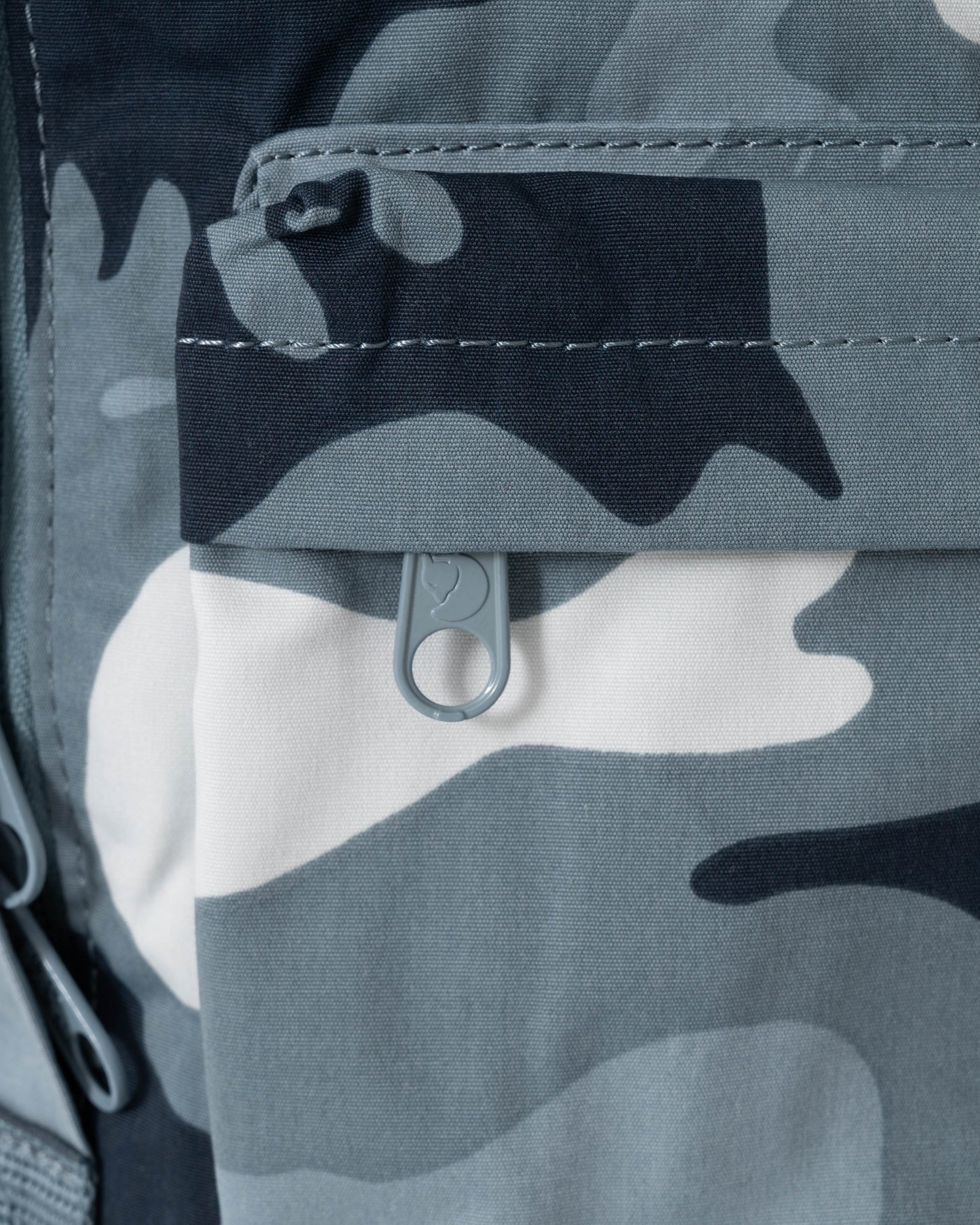 Fjallraven Kanken Graphics Unisex Backpack - Nimbus Blue/Hidden Animals 577-986
