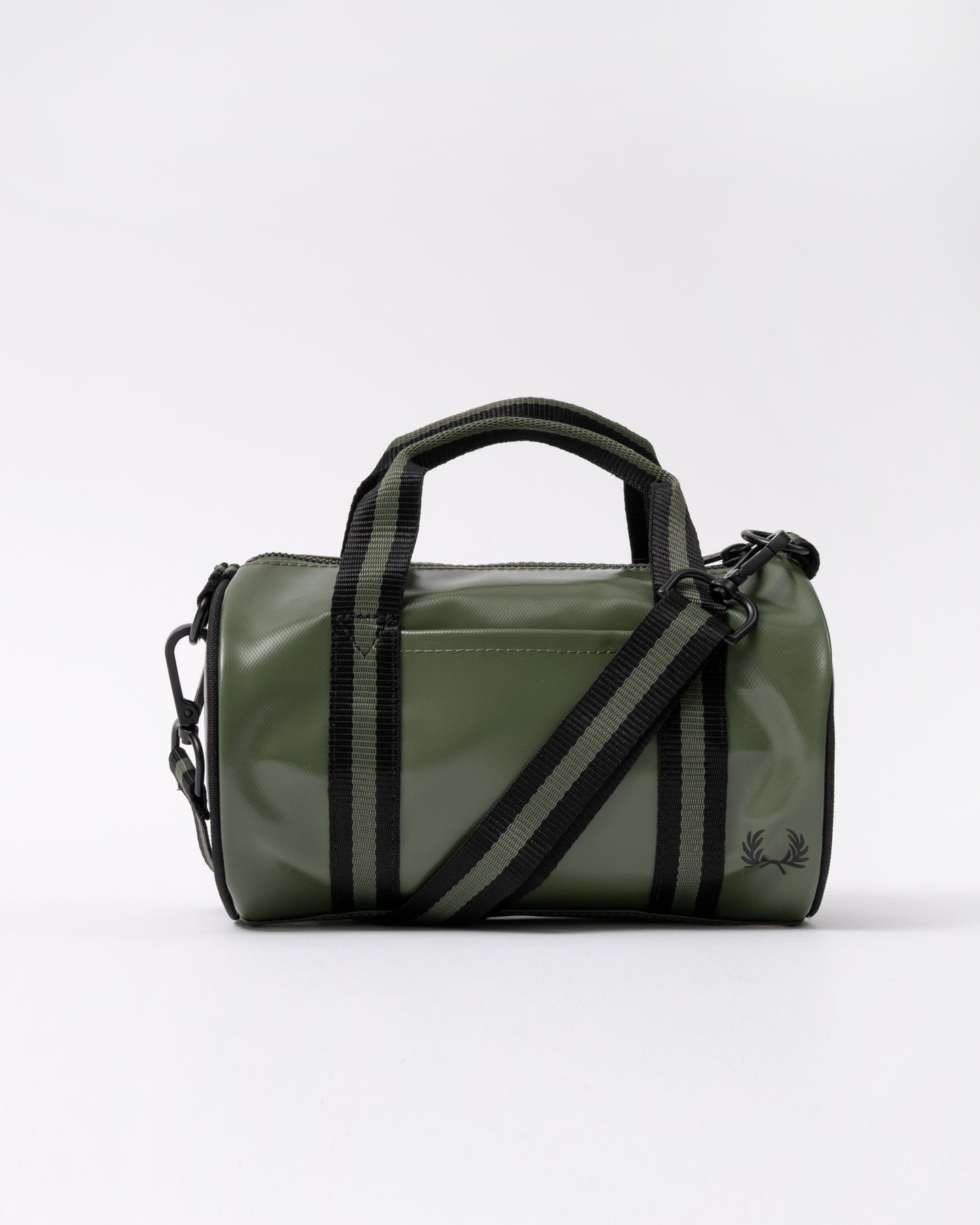 Fred Perry Classic Mini Barrel Bag in Laurel Wreath Green and Black Z50