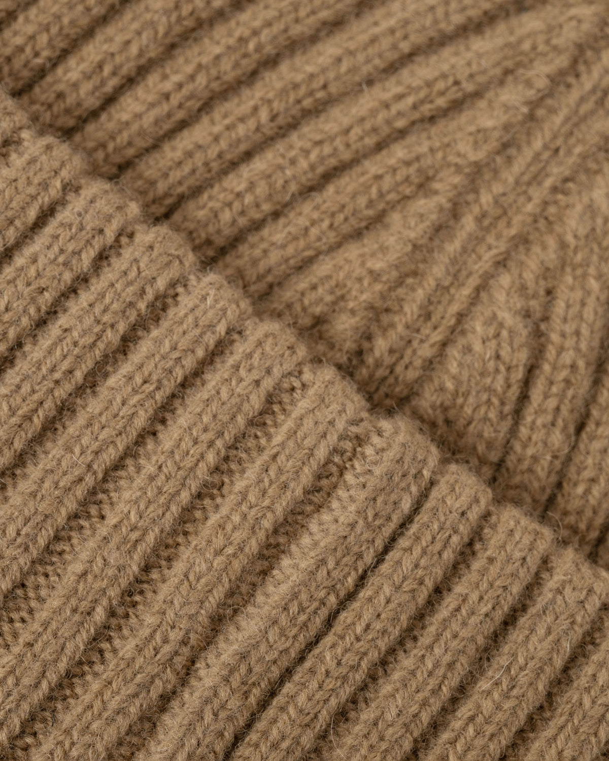 Fabric of the Fred Perry Mens Ribbed Wool Beanie - Bronze 31C
