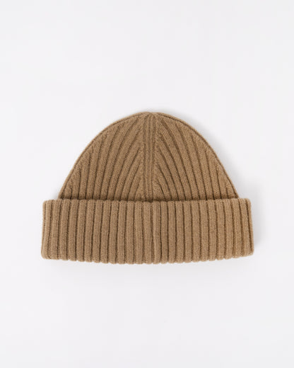 Back of the Fred Perry Mens Ribbed Wool Beanie - Bronze 31C