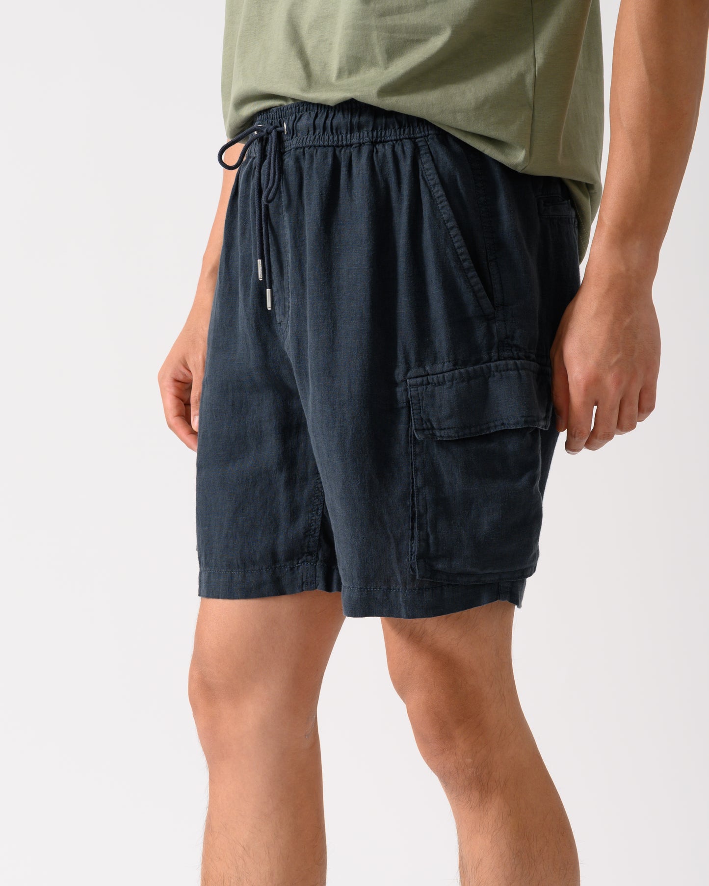 GANT Mens Regular Fit Drawstring Linen Cargo Shorts - 453 Darkened Navy