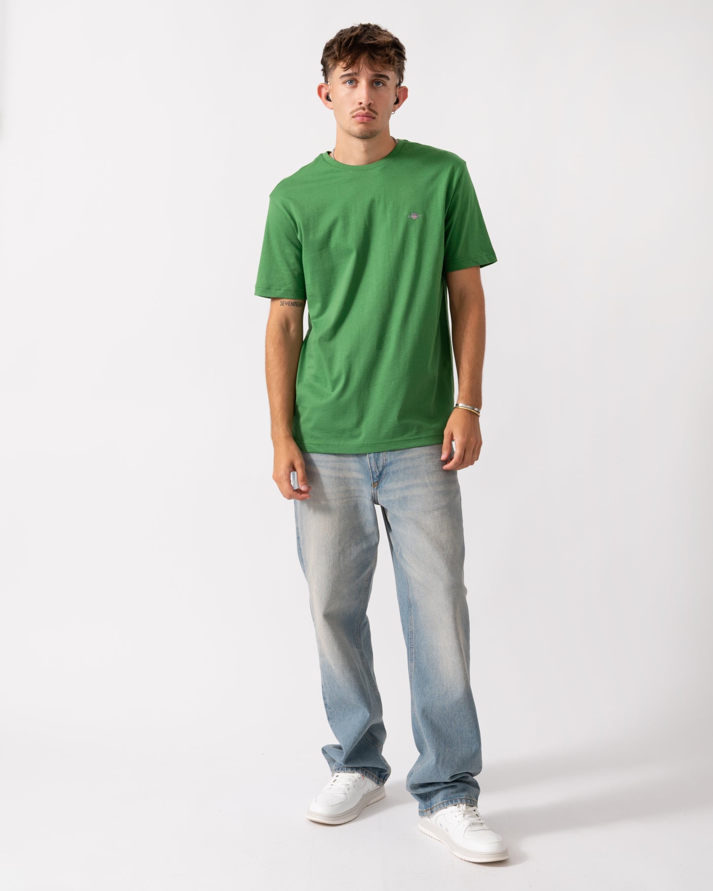 GANT Mens Regular Fit Short Sleeve Shield Logo T-Shirt - 366 Grass Green