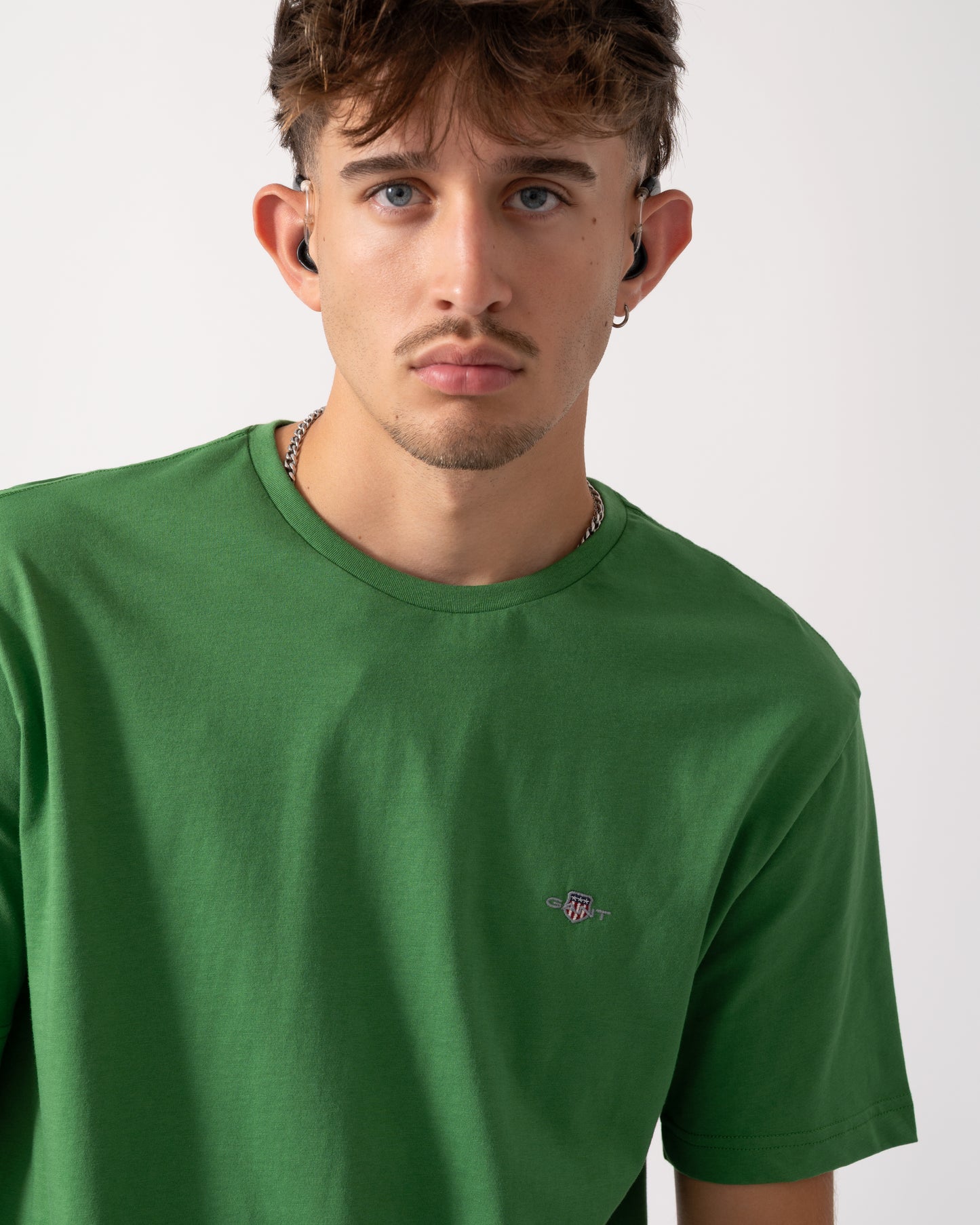 GANT Mens Regular Fit Short Sleeve Shield Logo T-Shirt - 366 Grass Green