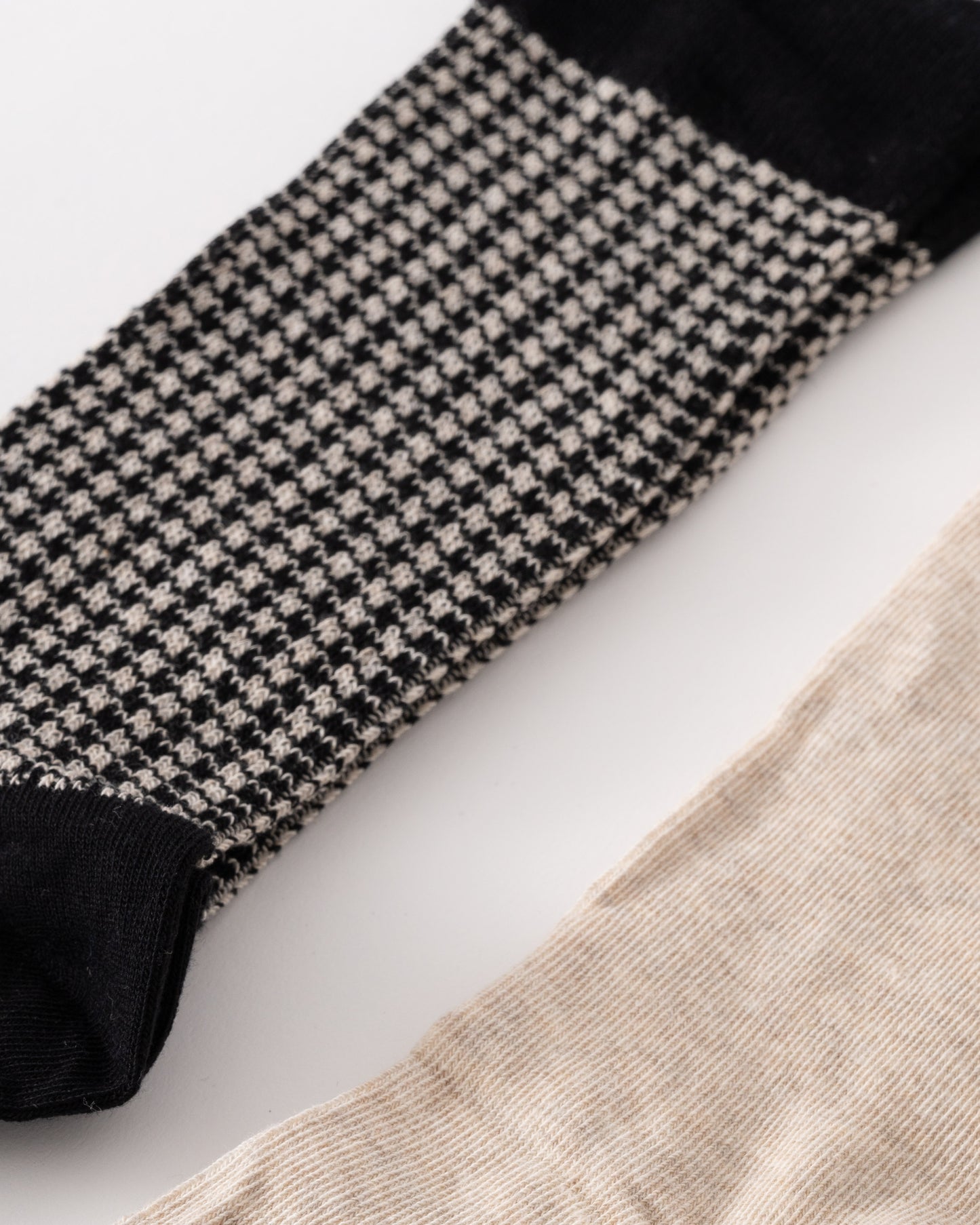 GANT 2 Pack Mens Houndstooth Pattern Socks Gift Box - 5 Black