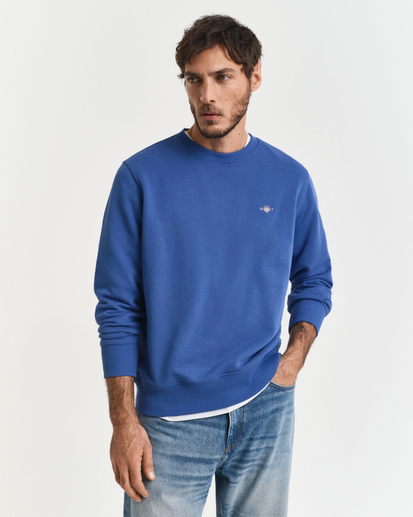 GANT Mens Regular Fit Shield Logo Crew Neck Sweatshirt