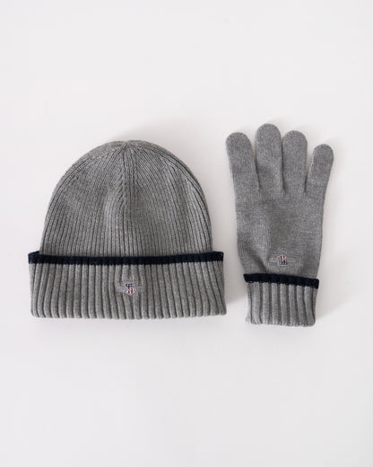 GANT Essential Beanie & Gloves Set in 93 Grey Melange