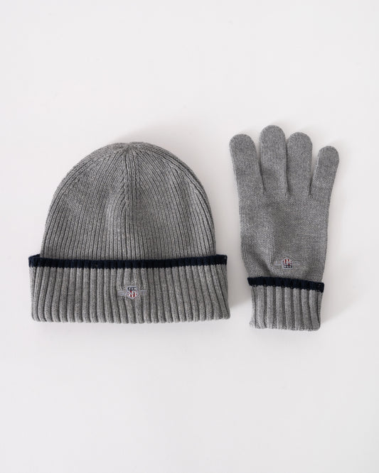 GANT Essential Beanie & Gloves Set in 93 Grey Melange