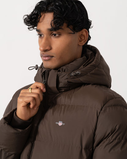 Close up of the GANT Active Cloud Mens Mid Length Jacket - 217 Black Brown