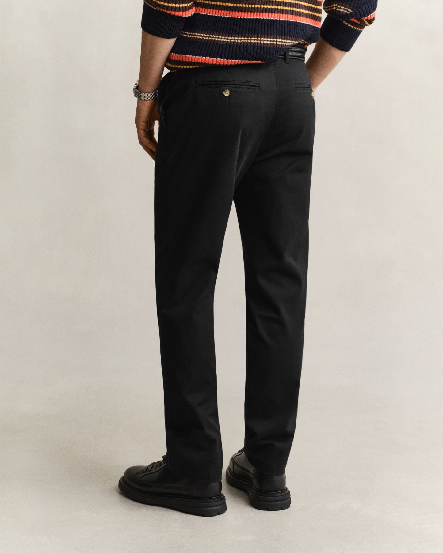 GANT Mens Regular Fit Classic Chinos - 05 Black