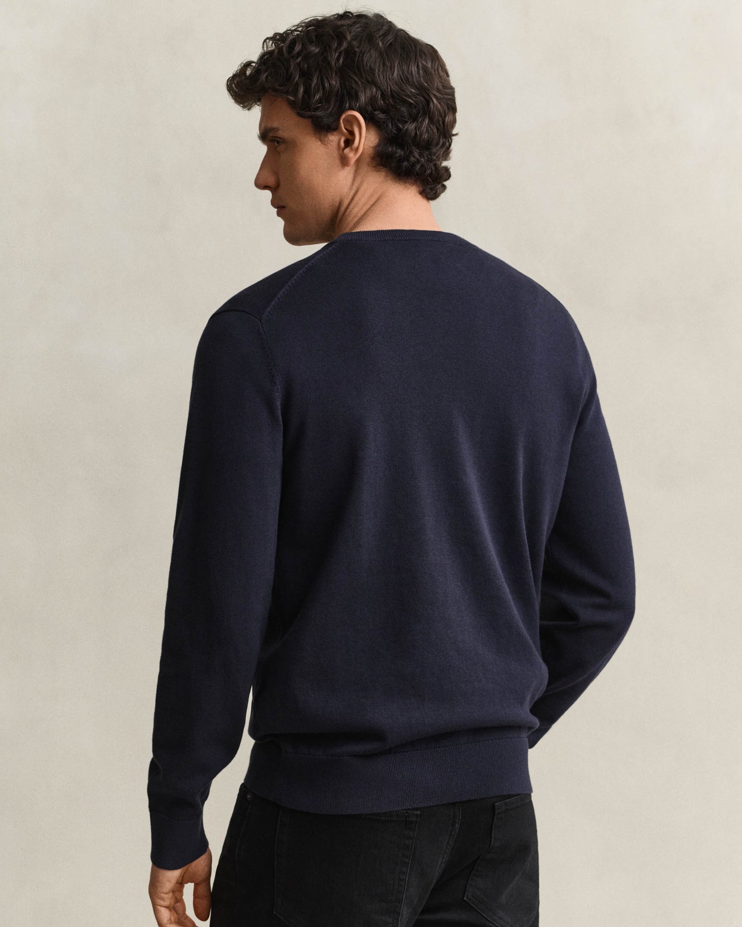 GANT Mens Classic Cotton Shield Logo Crew Neck Jumper - 433 Evening Blue | CHO | Designer Mens Crew Neck Jumpers
