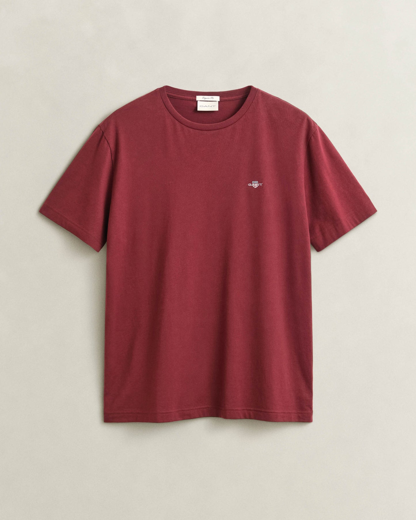 GANT Mens Regular Fit Short Sleeve Shield Logo T-Shirt - 676 Deep Grape Wine