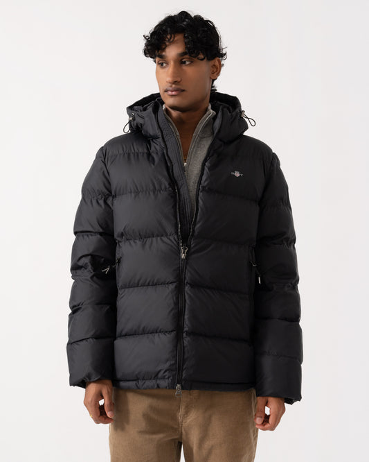 Front of the GANT Mens Active Cloud Jacket - 5 Black