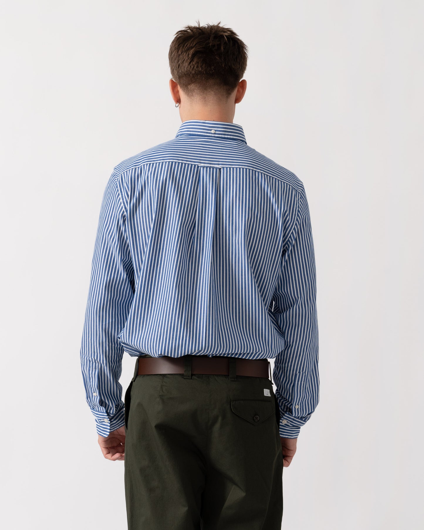 GANT Mens Regular Fit Long Sleeve Poplin Stripe Shirt in 436 College Blue back