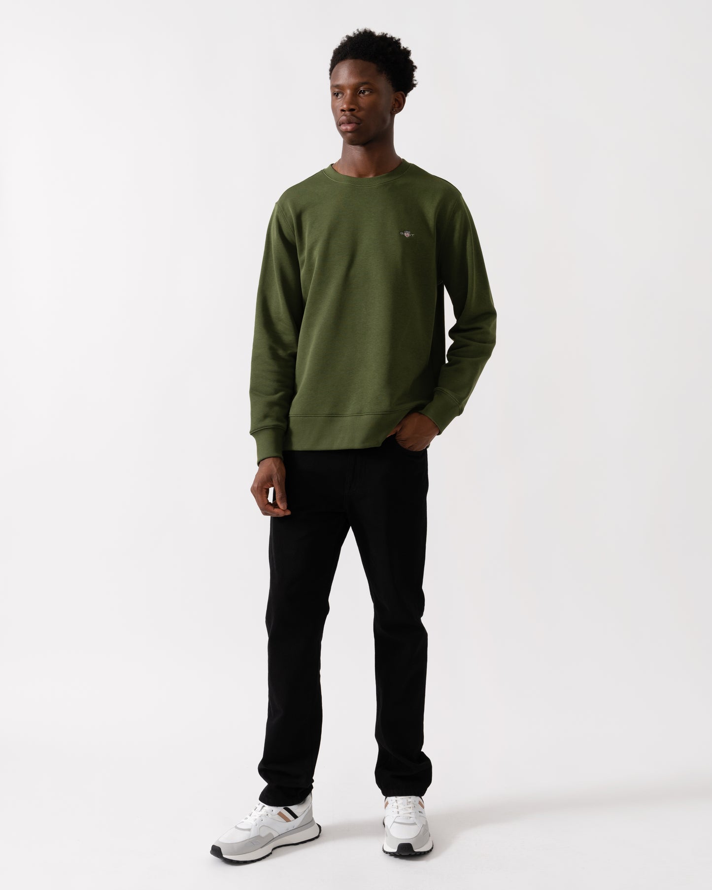 GANT Mens Regular Fit Shield Logo Crew Neck Sweatshirt - 360 Country Green