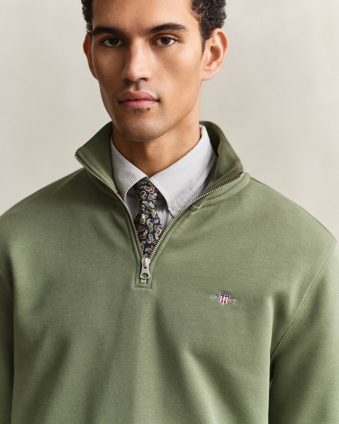 GANT Mens Regular Fit Shield Logo Half Zip Sweatshirt - 379 Dry Herb Green