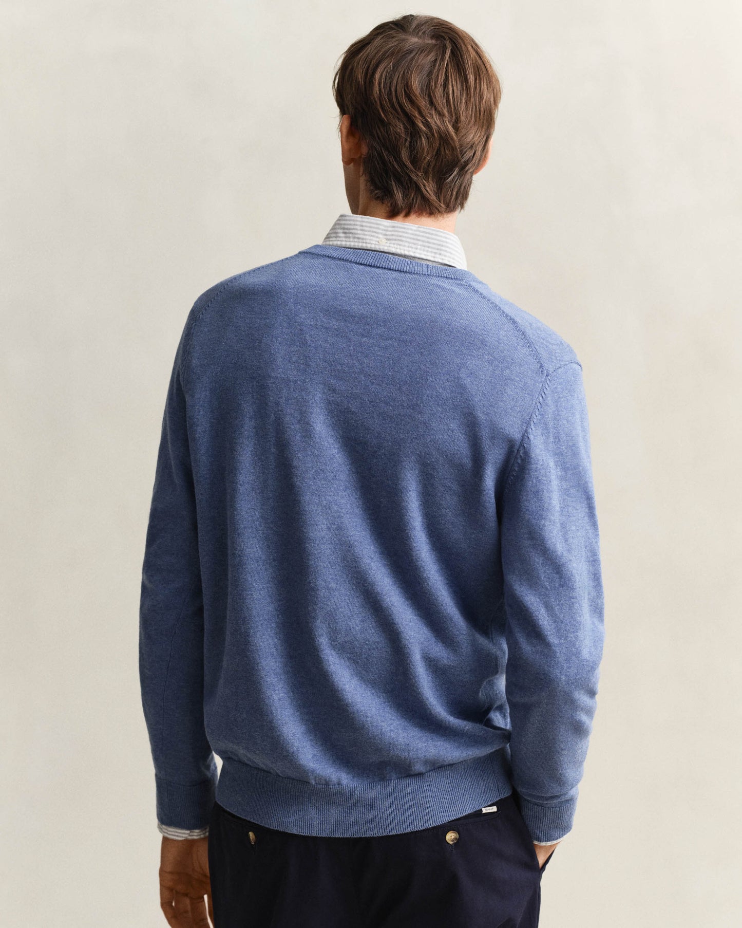GANT Mens Classic Cotton V-Neck Jumper - 906 Denim Blue Melange