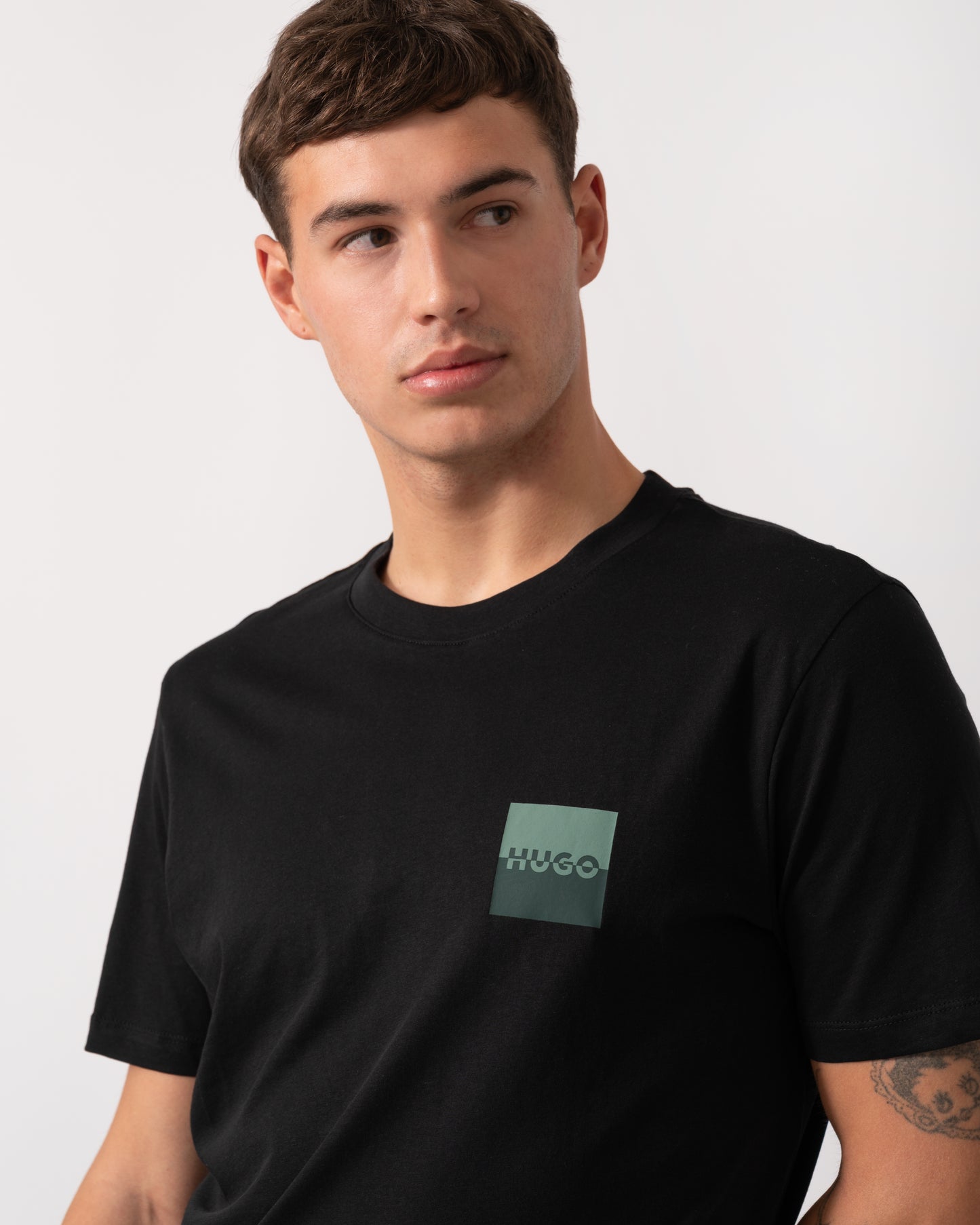 HUGO Dapusi Mens Logo Print T-Shirt - Black 002