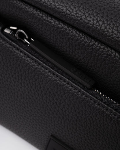 Discover designer mens washbags with HUGO's Ethon 2 Mens Washbag in Black 002
